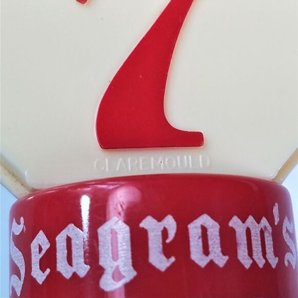 Seagram's Seven 7 Crown Whiskey Bottle Stopper - Picture 5 of 7